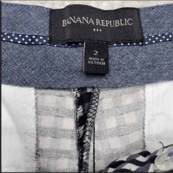 Banana Republic Tiny Navy & White checker Shorts size 2 - Picture 6 of 9
